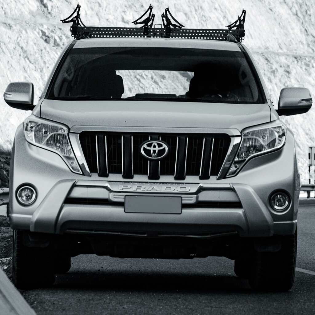 Front car sunshades for Toyota Land Cruiser Prado (J150) (2008-2019) - WeatherTech CH