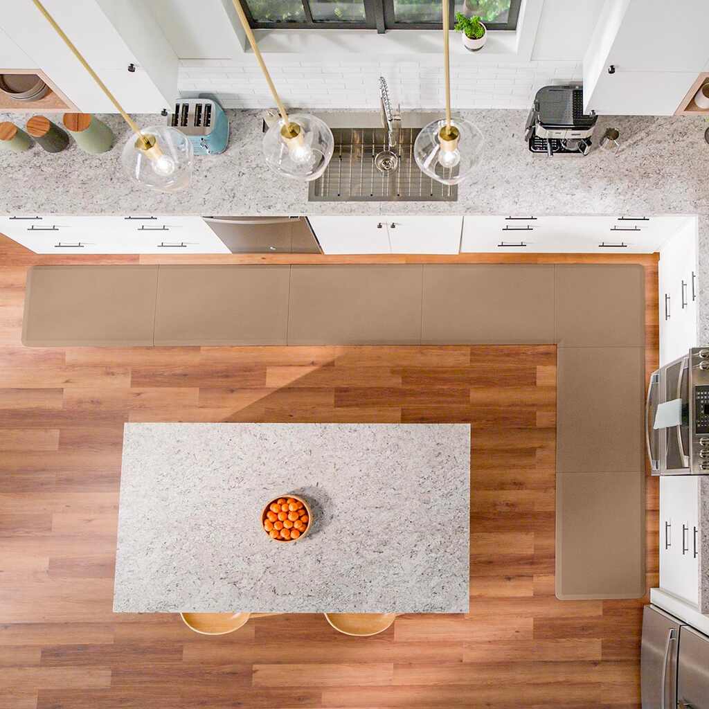 modular rubber indoor work mats are ideal for commercial restaurants, home and kitchen spaces.