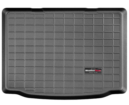 Un tappetino per il bagagliaio WeatherTech di colore nero con motivo a griglia in rilievo per Skoda Citigo, SEAT Mii e VW up!