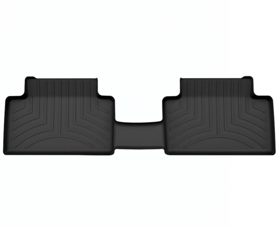 Tappetino su misura per la seconda fila della BMW Q6 e-tron nera, realizzato da WeatherTech