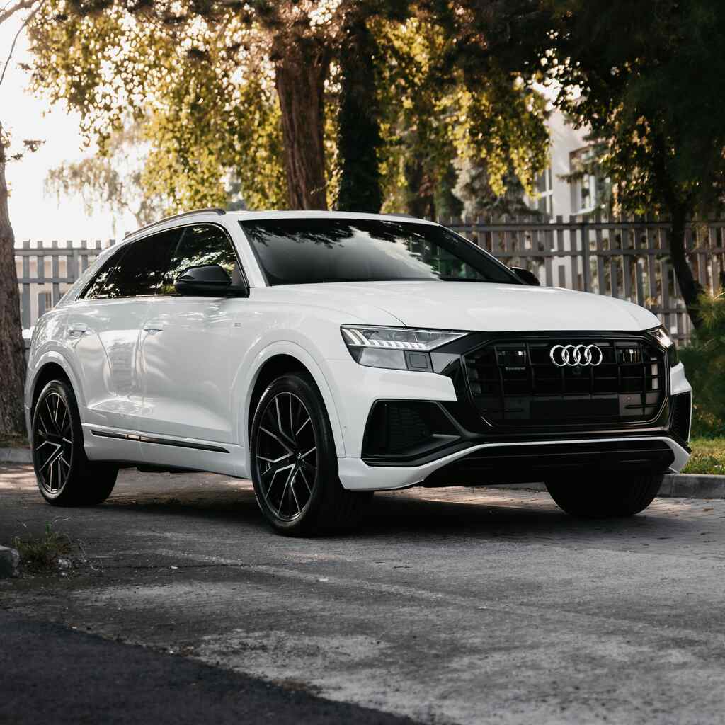 Front Sunshade for Audi Q8 e-tron | e-tron (2019-2024) - WeatherTech CH