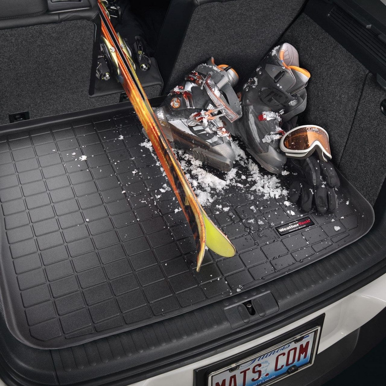 WeatherTech cargo mats are ideal for the winter sports season, from skiing, snowboarding, paragliding to apres-ski, we protect the inside from the demanding swiss-alpine-weather